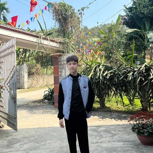 Ảnh đại diện của Văn Tuyến